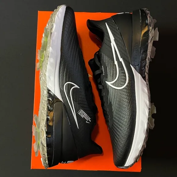 Nike Air Zoom Infinity Tour Flyknit