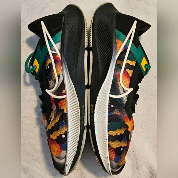 Nike Air Zoom Pegasus Sneakers 38 Jordan Moss Nike Shoes Unisex Big Kid's Size 6