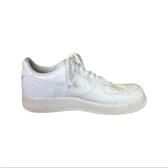 NIKE AIRFORCE 1  ‘82: These gems are Y2K shoes from 2008!