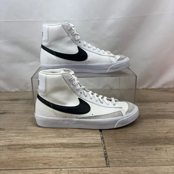 Nike Blazer DA4086-100, Youth Size 7 Women’s Size 8.5