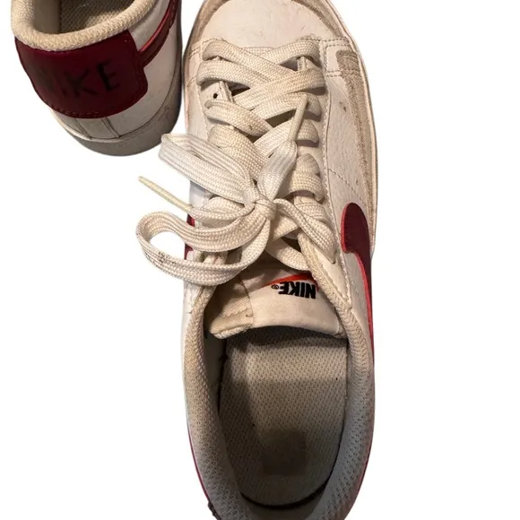 Nike Blazer Low 77 shoes