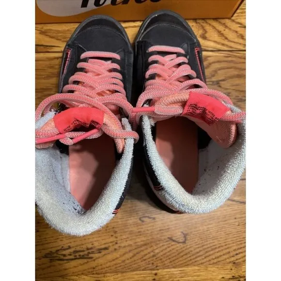𝅺nike Blazer Mid 77 GS Black Atomic Pink {DD7710-001} Size 5Y/Women’s Size 6.5
