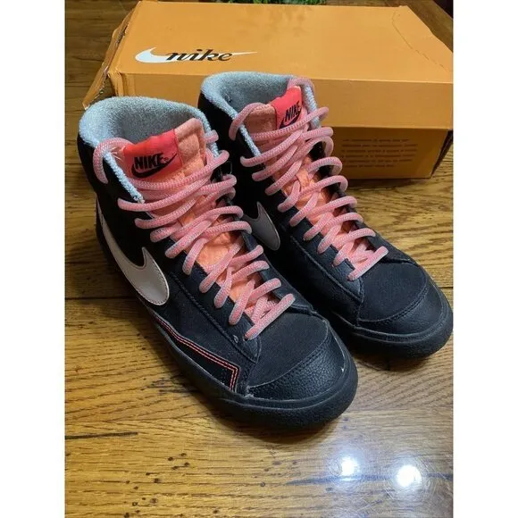 𝅺nike Blazer Mid 77 GS Black Atomic Pink {DD7710-001} Size 5Y/Women’s Size 6.5