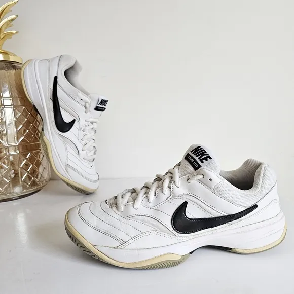 NIKE Court Lite 2016 Release Men's 8.5 Black White Low Top Tennis Casual Sneaker