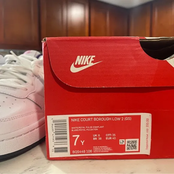 Nike Court Low white and purple Shoes, Women Size 8.5 only BQ5448-106