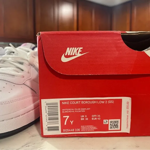 Nike Court Low white and purple Shoes, Women Size 8.5 only BQ5448-106