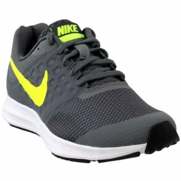 Nike Downshifter 5.5 big kids athletic Shoes,NEW