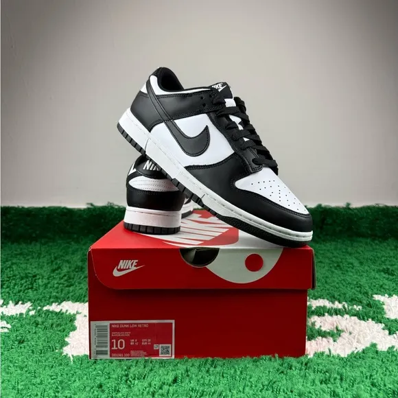 Nike Dunk Low Black White Men size 10 DD1391-100