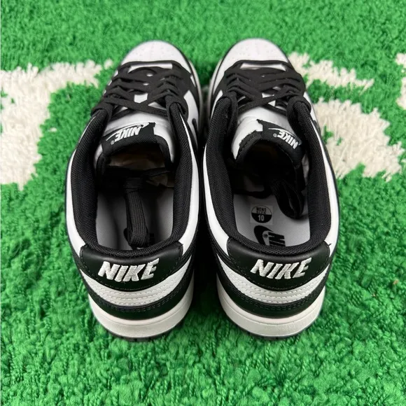 Nike Dunk Low Black White Men size 10 DD1391-100