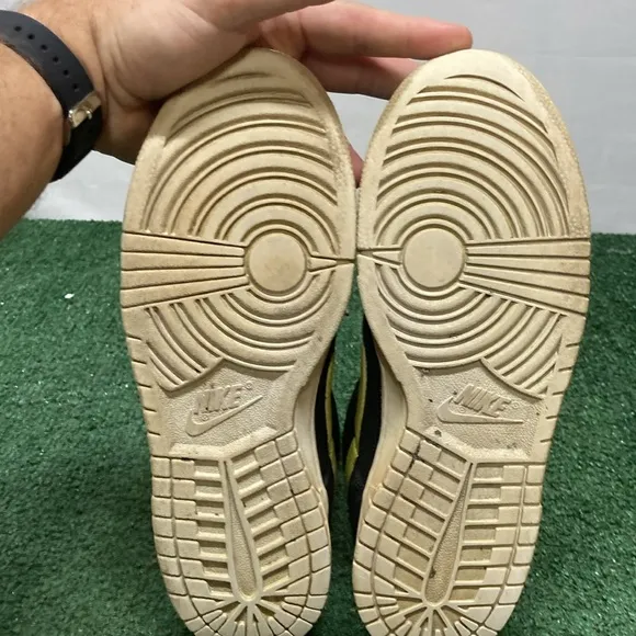 Nike Dunk Low Cl 2009 sneakers men’s size 8.5 (OKPM-04-024)