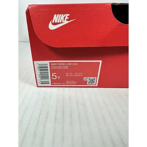 Nike Dunk Low GS Laser Fuchsia Pink Size 5Y FB9109-102 BRAND NEW