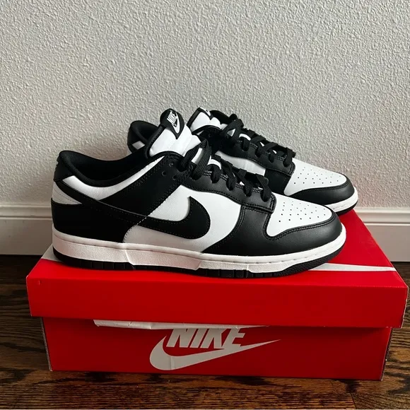 Nike Dunk Low Panda Men’s Black/White Athletic Sneaker Shoes sz 9.5 NEW