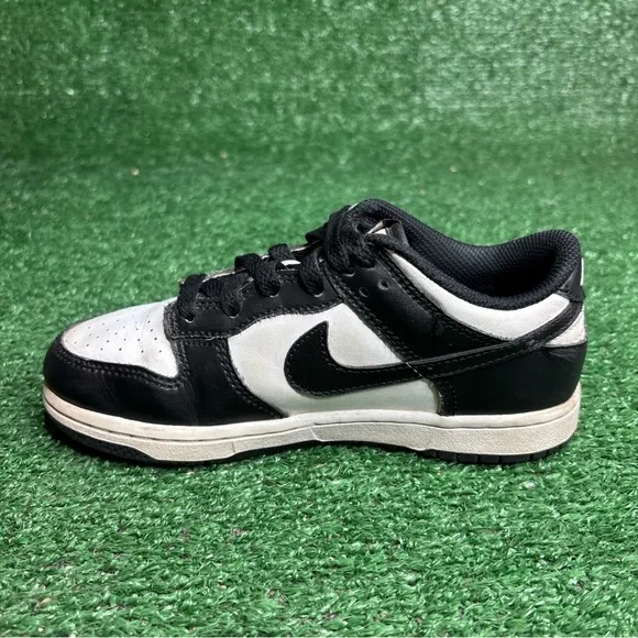 Nike Dunk Low Panda Unisex Kids Size 1Y White Black Athletic Shoes CW1588-100
