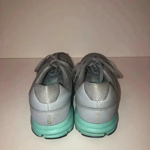 Nike dynamic support /women’s / s 8.5