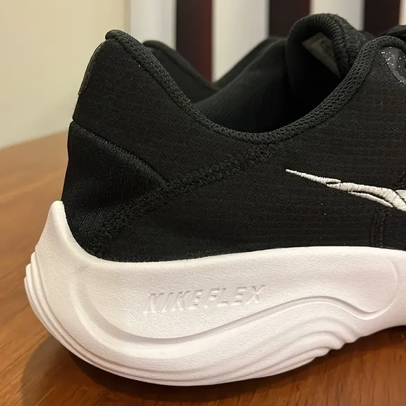 Nike Flex Experience RN 11 NN shoes sneakers DD9284 001 black Men’s Size 10