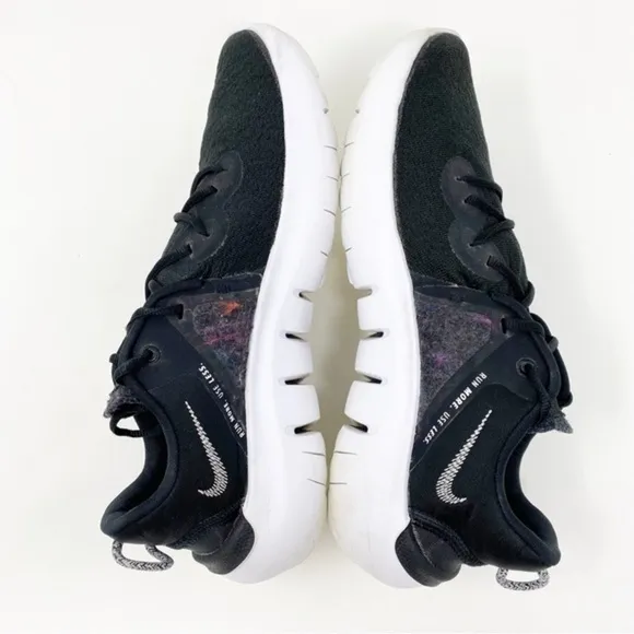 Nike Flex Run Athletic Shoes