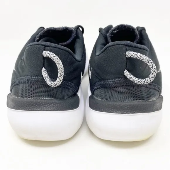 Nike Flex Run Athletic Shoes