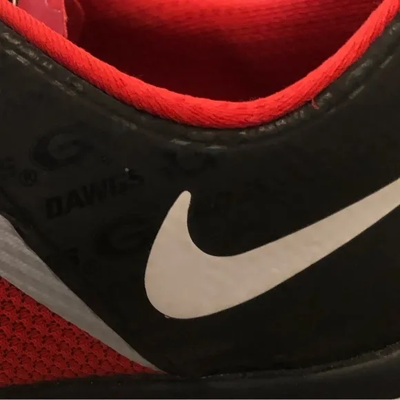 Nike Flywire 5.0 University of Georgia shoes Men’s size 9 EUC