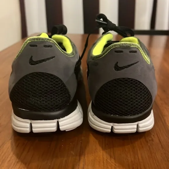 Nike Free 3.0 Shoes Sneakers 354574 003 black volt Men’s Size 8.5