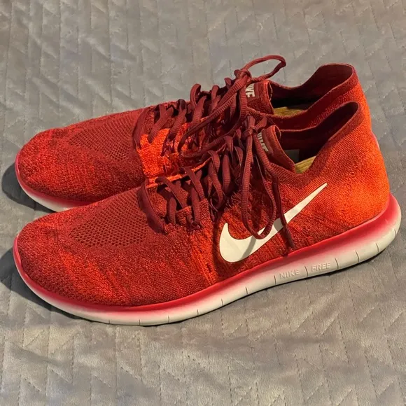 Nike Free Run fly knit shoes men’s size 12 red pre-owned condition