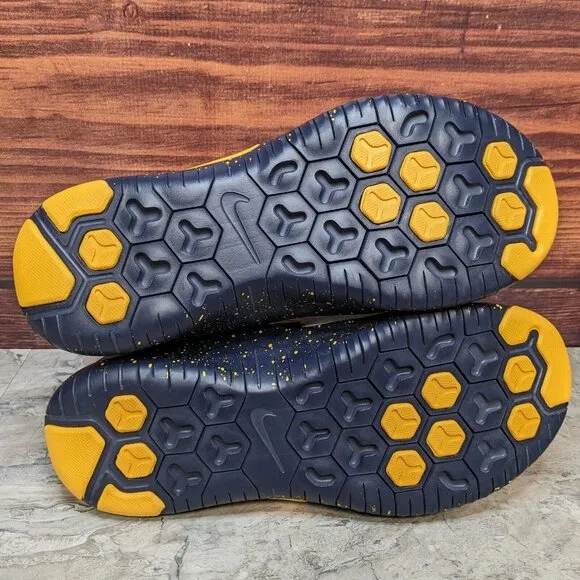 Nike Free TR Trail 8 WVU West Virginia Mountaineers Shoes Men's 11 AR0428-100