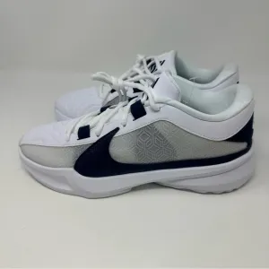 Nike Giannis Freak 5 Men’s Size 8.5 Team White Navy Sneakers Shoes DZ2946-100