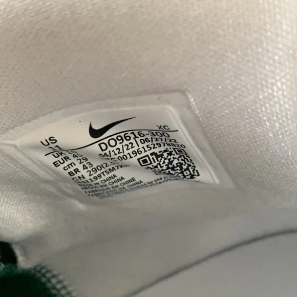 Nike green basketball shoes