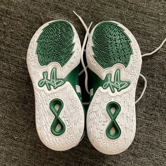 Nike green basketball shoes