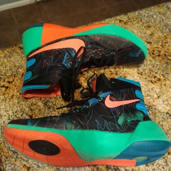 Nike Hyperdunk 2015 Premium Black Blue Lagoon Shoes 749567-084 Men’s Size 12.5