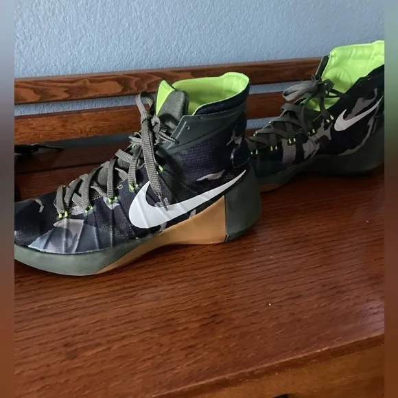 Nike Hyperdunk 2015 Premium Camo Cargo Khaki Shoes 749567-313 Men's Size 8.5