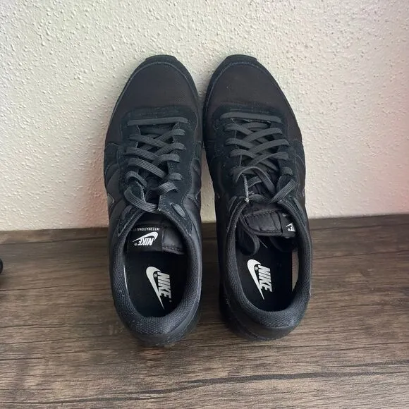 Nike Internationalist ID By You Triple Black Athletic‎ Shoes Men’s Size 12