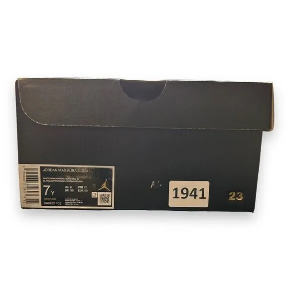 Nike Jordan Max Aura 3 Size 7Y White Atmosphere Shoes DA8021-102