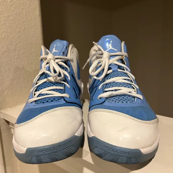 Nike Jordan Play In This 2 Men’s Sz 9 Basketball Shoes 510581-400 Carolina Blue