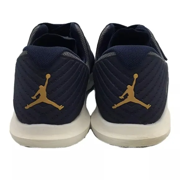 Nike Jordan Relentless RE2PECT Derek Jeter COLLEGE NAVY/GOLD