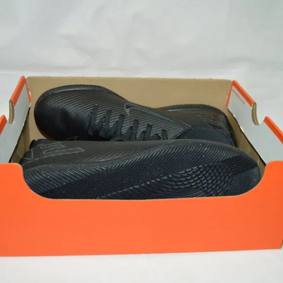 Nike Jr. Mercurial Superfly 10 Club IC High-Top Soccer Shoes Size 5.5Y (New)