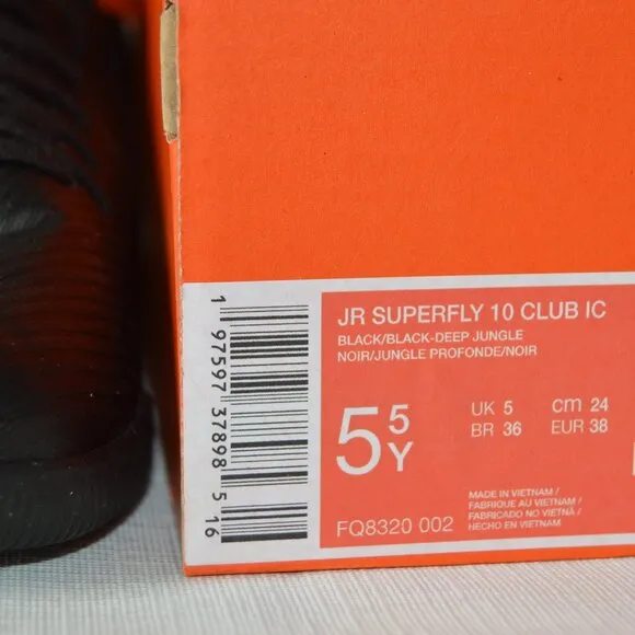 Nike Jr. Mercurial Superfly 10 Club IC High-Top Soccer Shoes Size 5.5Y (New)