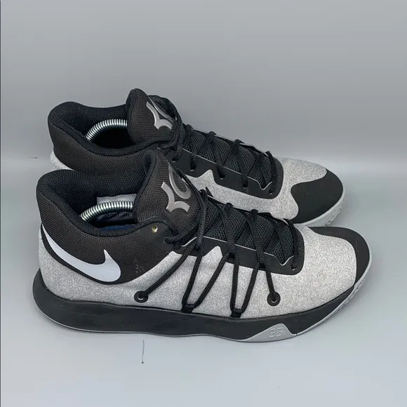 Nike KD Trey 5 V Basketball Shoes 897638-010 Men’s Sz 11