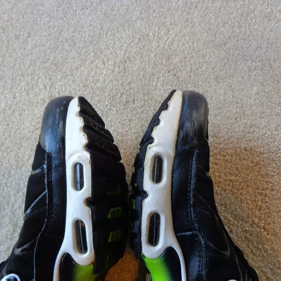 NIKE Kids Air Max Plus I GS Black‎ Volt  DM3264-001 Size 6.5Y