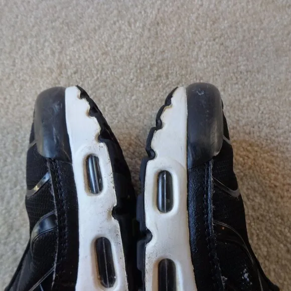NIKE Kids Air Max Plus I GS Black‎ Volt  DM3264-001 Size 6.5Y