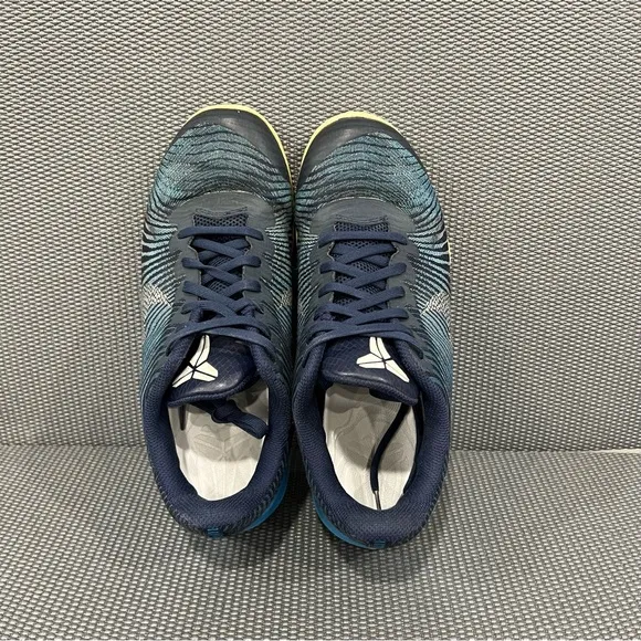 Nike Kobe KB Mentality 2 Midnight Navy Platinum Photo Blue‎ Men’s Shoes Size 8