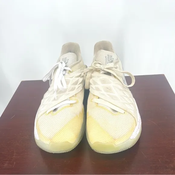 NIKE Kyrie 1 Low Basketball White Shoes Sneakers Men’s‎ Size 7  AT8588-999