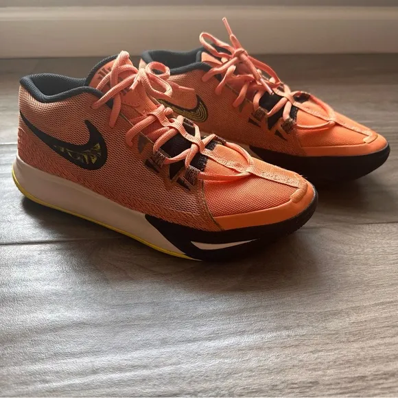 Nike Kyrie Flytrap VI (Gs) Men’s 8 Shoes