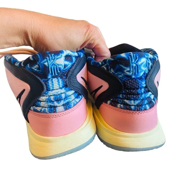 Nike Kyrie Infinity 8 -Valentine’s Day Pink / Multicolor Blue Shoes 12