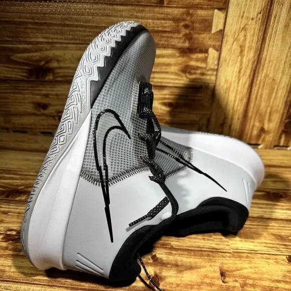 Nike Kyrie Flytrap 4 Wolf Grey White Black Shoes Men’s Size 14 CT1972-002