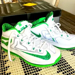 Nike LeBron 11 Easter Low Cut Men’s Shoes