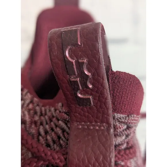 Nike LeBron 15 Low ‘Ashes’ Red US Men’s Size 8.5  AO1755-200  2018