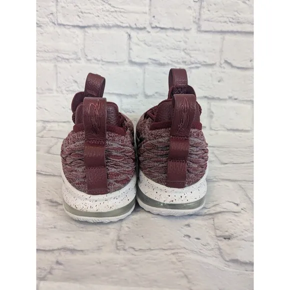 Nike LeBron 15 Low ‘Ashes’ Red US Men’s Size 8.5  AO1755-200  2018