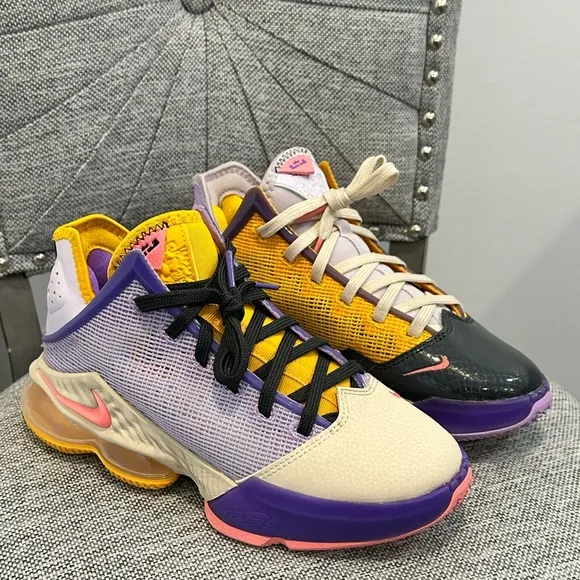 Nike Lebron 19 Low Basketball Shoes Mismatch Lakers’ DO9829-500 Youth Size 4.5