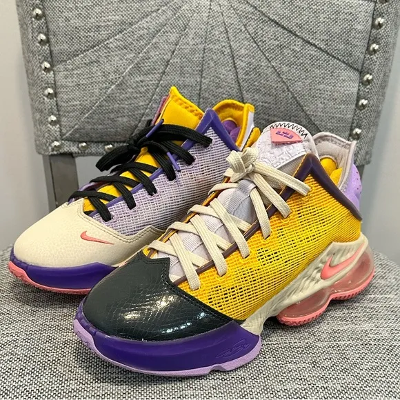 Nike Lebron 19 Low Basketball Shoes Mismatch Lakers’ DO9829-500 Youth Size 4.5