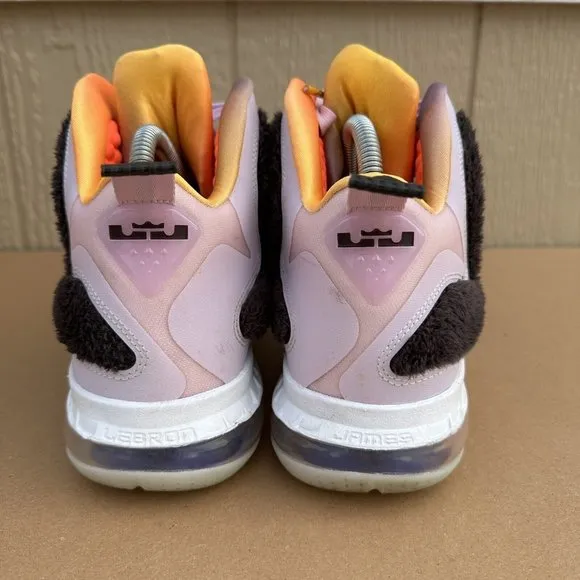Nike Lebron IX King LA Basketball Men’s Sneakers Shoes Size 7.5 Pink DJ3908-600